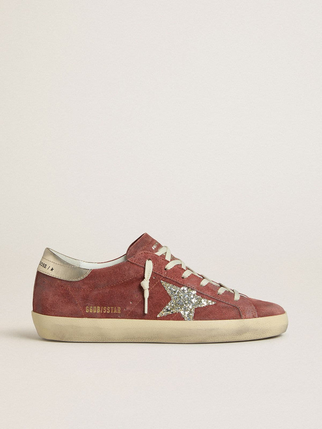 Scarpe da donna Super-Star LTD in camoscio rosso con stella glitter argento e pelle laminata sul tallone